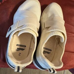 Avia Cream Sneakers with Velcro Closure